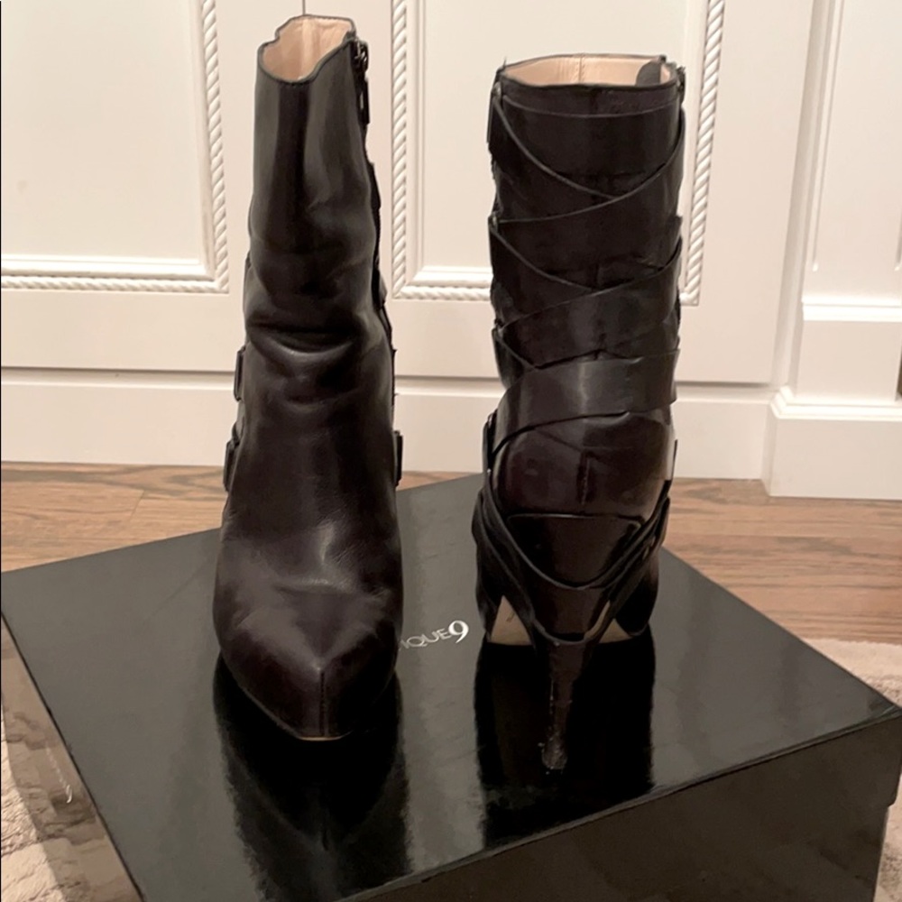Boutique 9 BTSTRUT Platform Pointy Ankle Boots 7